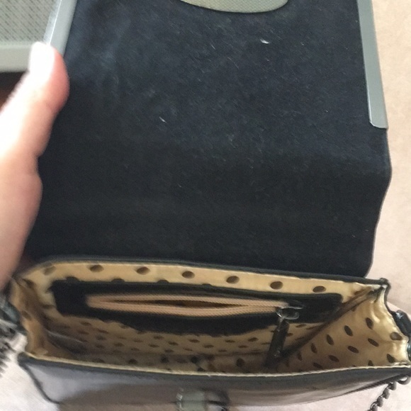 Patent leather shoulder bag - Picture 4 of 5